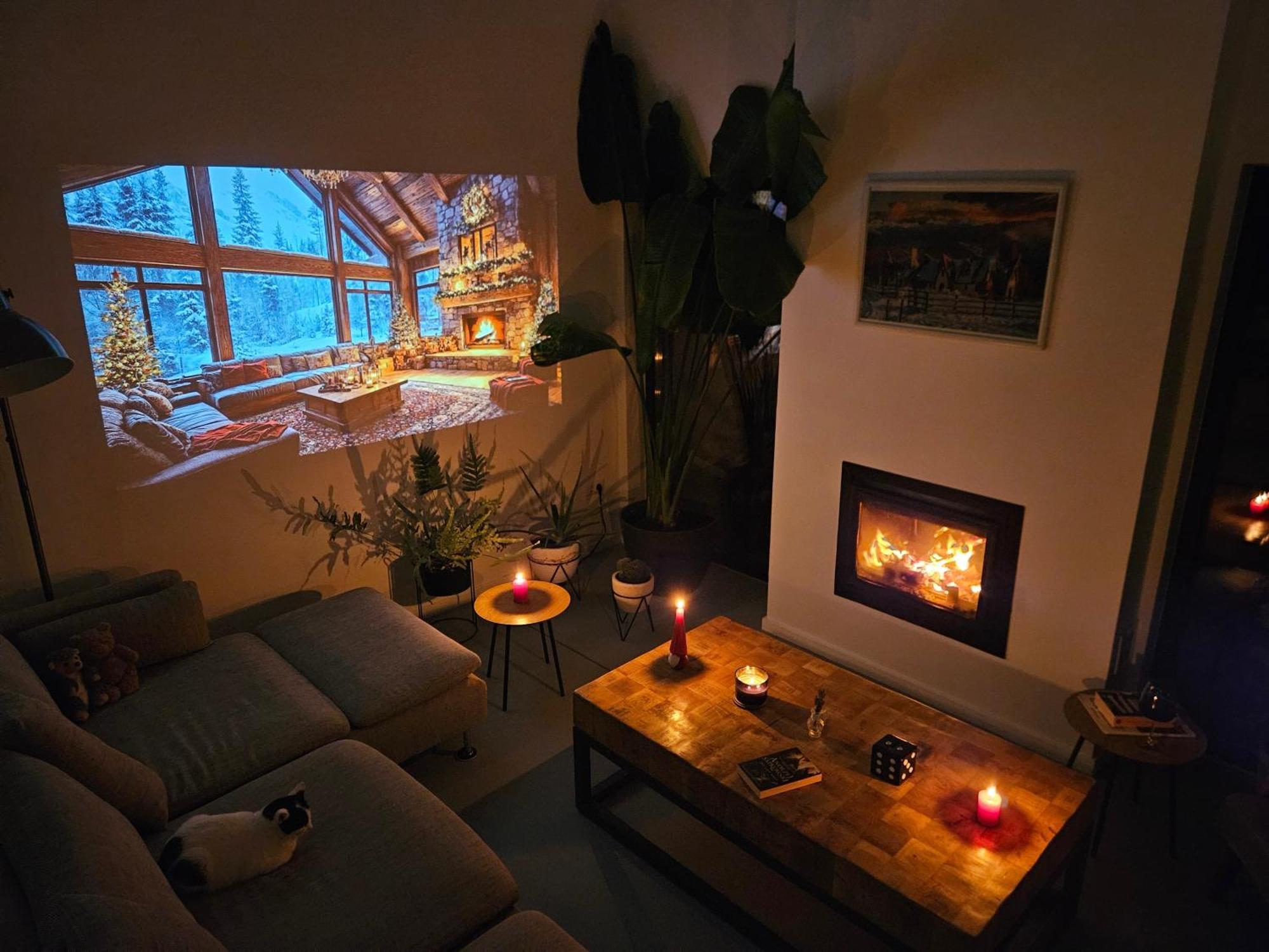 Black Walnut House With Indoor Outdoor Fireplace Izvoarele  Zewnętrze zdjęcie